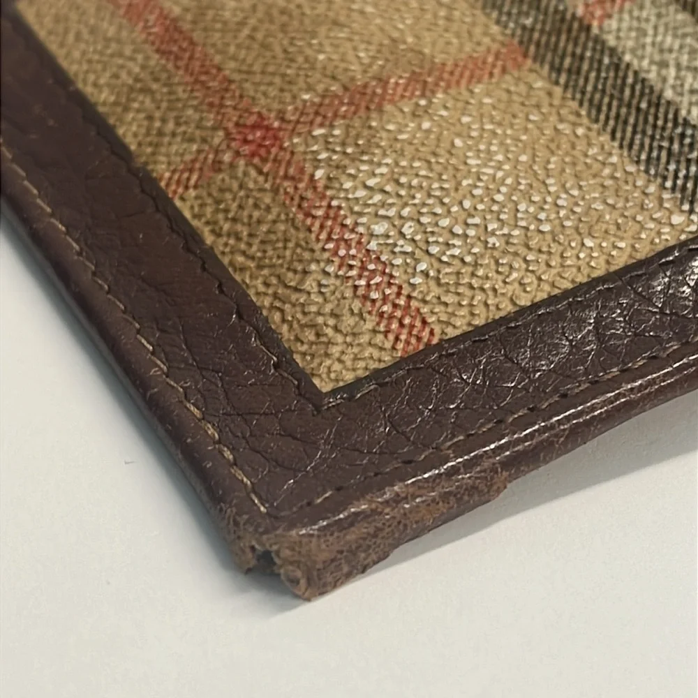 Burberry Vintage Bifold Wallet Nova Check Brown